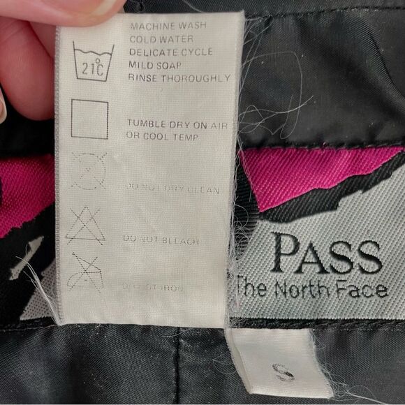 VTG Windy Pass Jacket Red Green Black North Face Anorak Pullover 80s - Picture 6 of 9